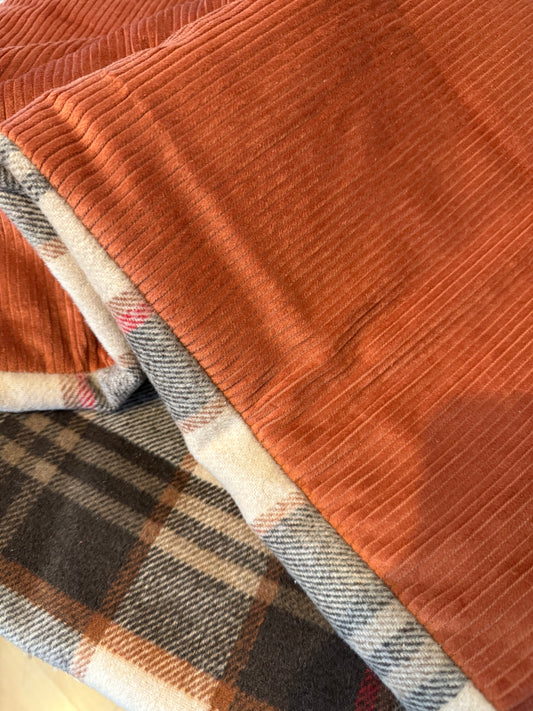 Kuschelnest S orange/kariert